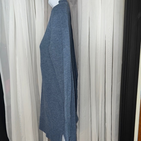 LOFT Blue Relaxed Long Sleeve Mandarin Collar Hoodie - Picture 4 of 7